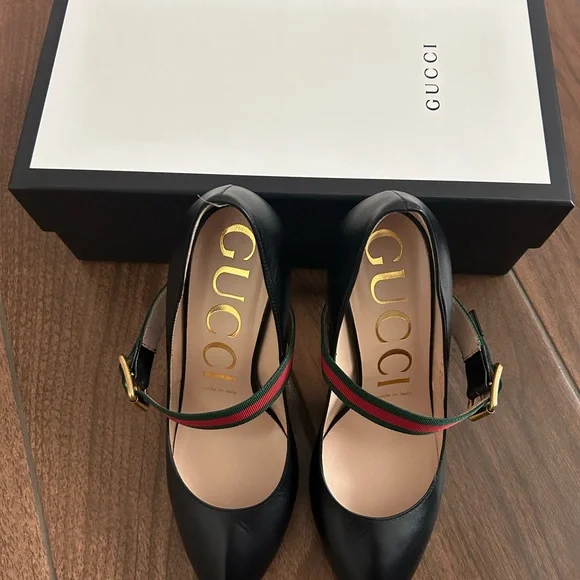 Gucci Leather Pumps with Grosgrain Strap, Mary Janes - Picture 5 of 8